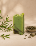 Jabón artesanal de Árbol del Té y Té Verde — Limpieza equilibrante 100 g | Salitre y Oliva