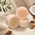 Acondicionador sólido de almendra y coco — Rizos suaves y definidos. 55 g
